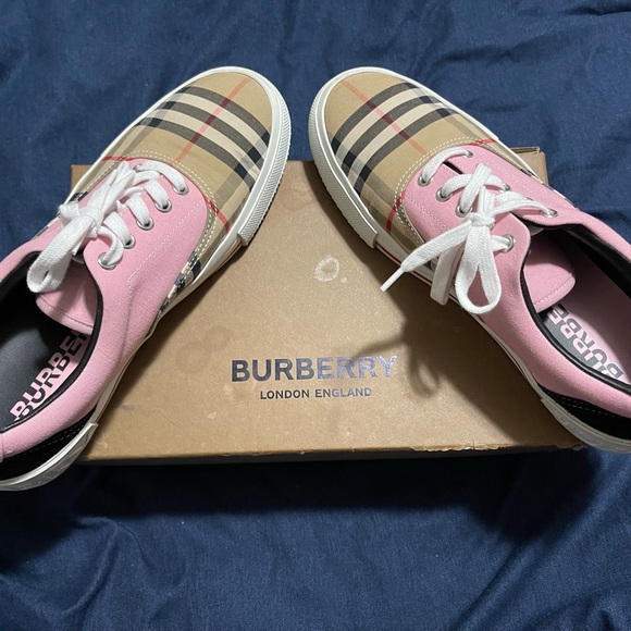 Ladies Burberry Skate Multi Pink Cotton Shoe Size 40 1/2 - Picture 2 of 5